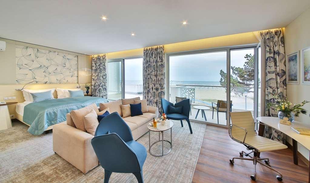 Maritim Hotel Paradise Blue Albena Habitación foto