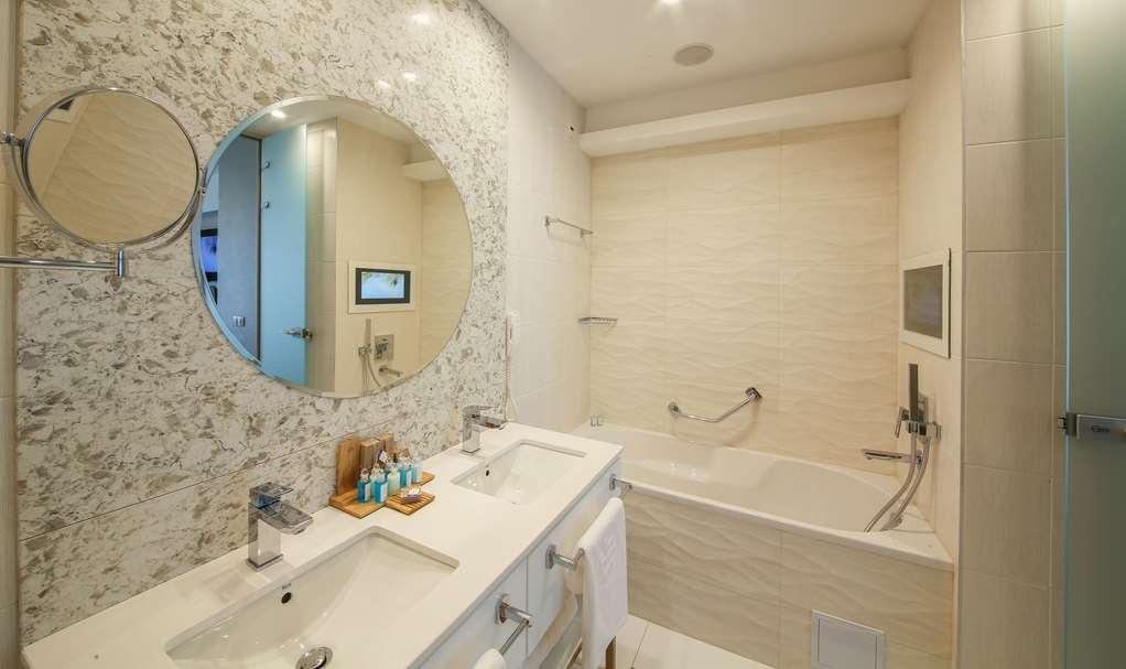 Maritim Hotel Paradise Blue Albena Habitación foto