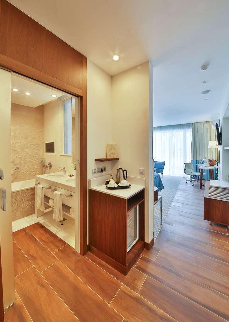 Maritim Hotel Paradise Blue Albena Habitación foto