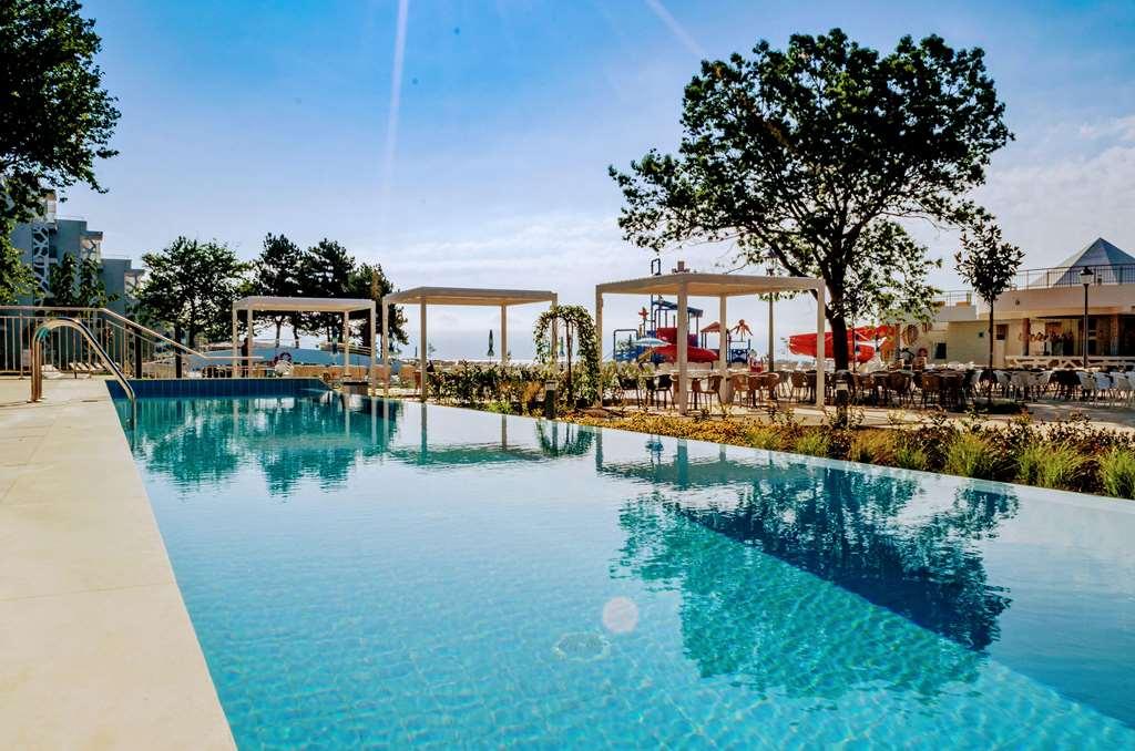 Maritim Hotel Paradise Blue Albena Facilidades foto