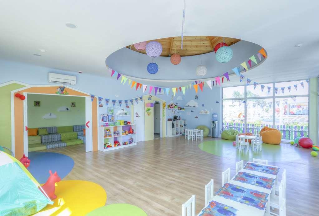 Maritim Hotel Paradise Blue Albena Servicios foto